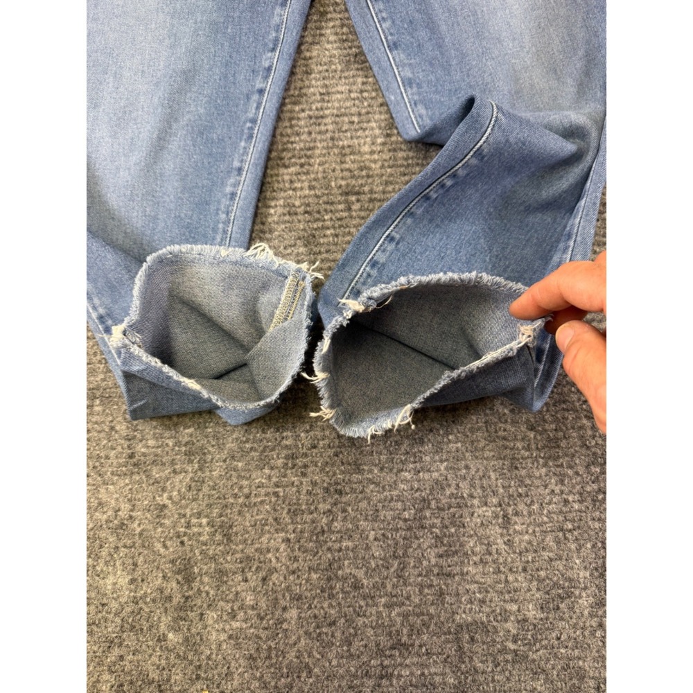 PAIGE Kylie Crop Jeans Light Wash Distressed Frayed Hem Women's Size 30x25 - Picture 4 of 14